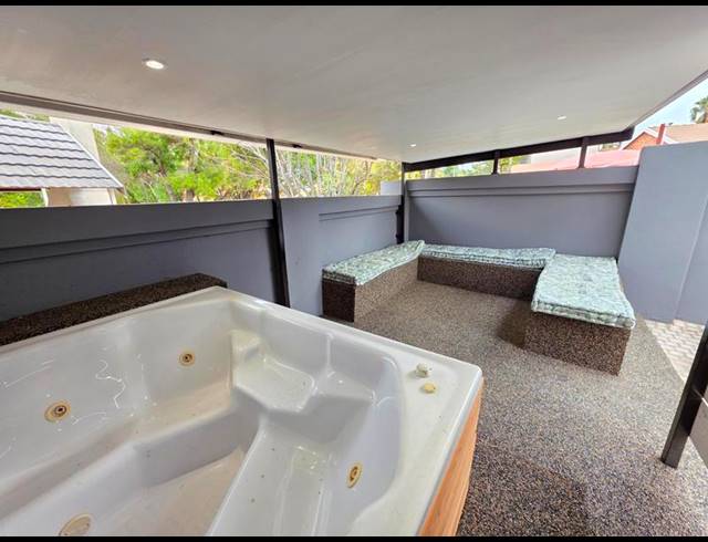 3 BEDROOM HOUSE FOR SALE IN MISTY BAY